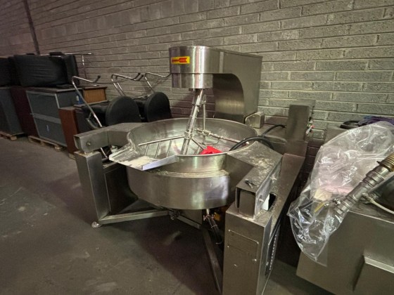 Tindo Kettle 400 ltr Pic 01
